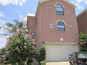 Building Photo - 9801 Cynthia Ann Ct