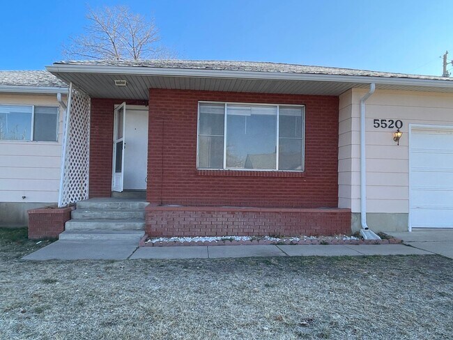 Building Photo - 5520 S 2050 W