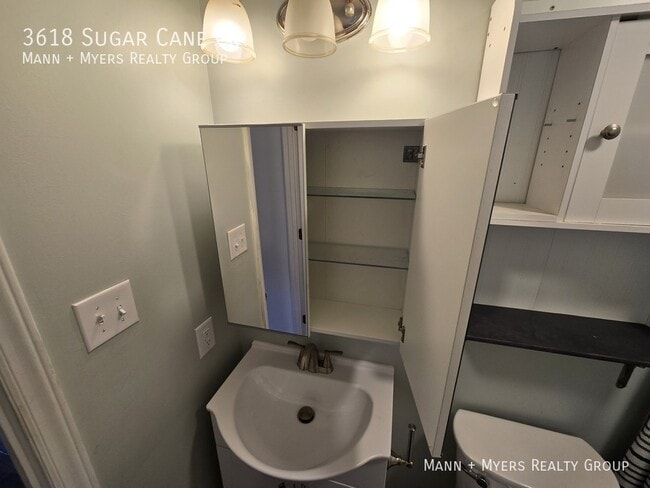 Building Photo - 3618 Sugar Cane Cir