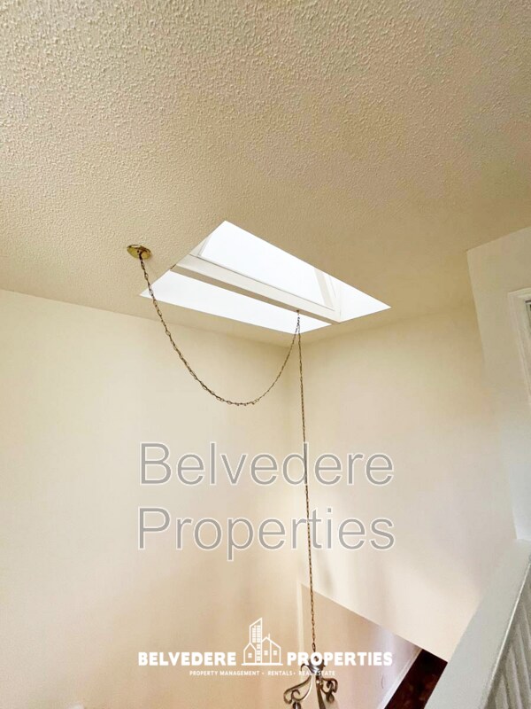 Building Photo - 3726 Wayfarer Dr