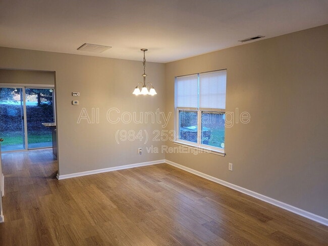 Building Photo - 317 Port Haven Dr