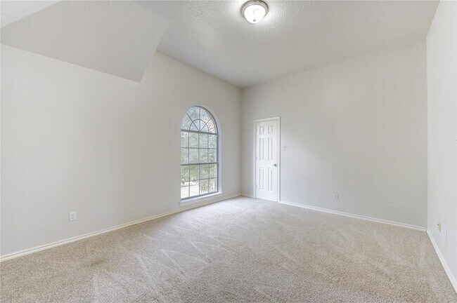 Building Photo - 6727 Patricia Ln