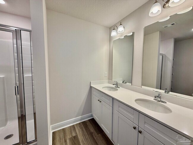 Building Photo - 4067 Pendragon Cir