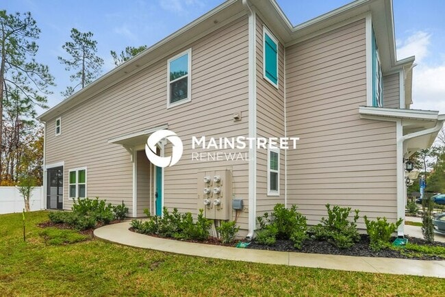 Building Photo - 3 Bedroom Pet-Friendly Home in Jacksonville, FL with Main Street Renewal