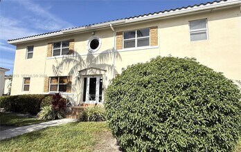 Building Photo - 755 NE 91st St