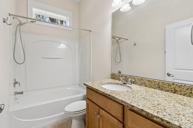 Building Photo - 3BR/3BA Home in Fernandina Beach – Great Location!