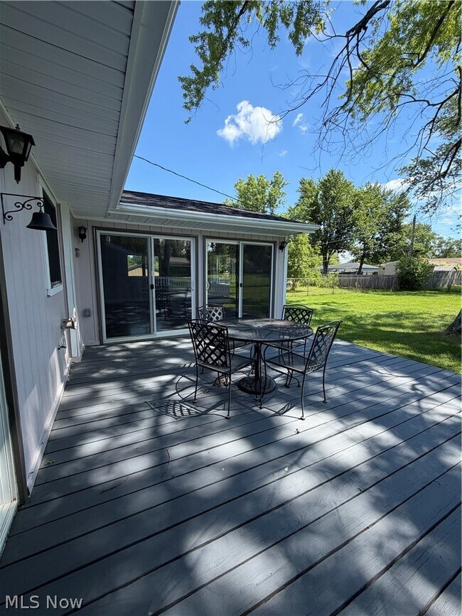 Building Photo - 13187 Yager Dr
