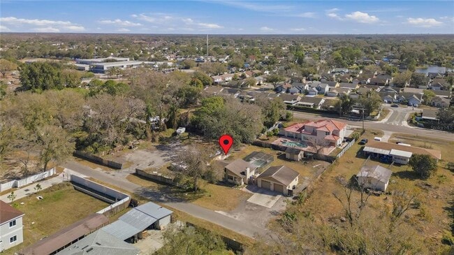 Building Photo - 10301 Trail Ridge Ln