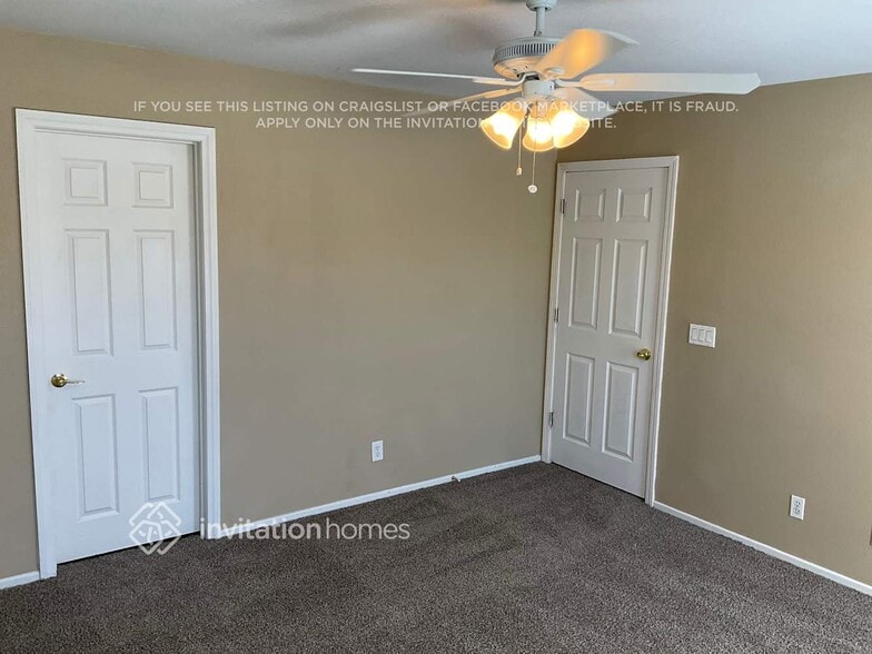 Building Photo - 9274 Hollander Ave