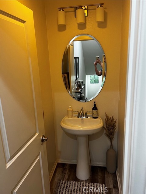 Building Photo - 180 Dorsett Ave