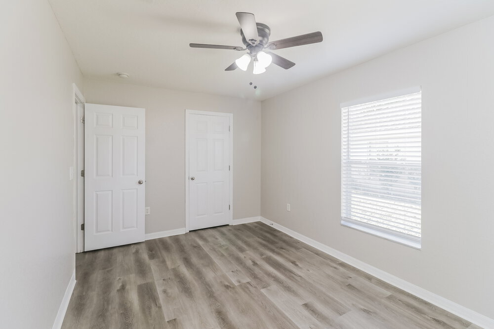 Building Photo - 7252 Sherman Hills Blvd