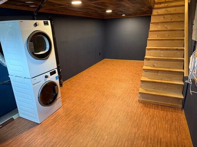 Basement - 3127 NE 67th Ave