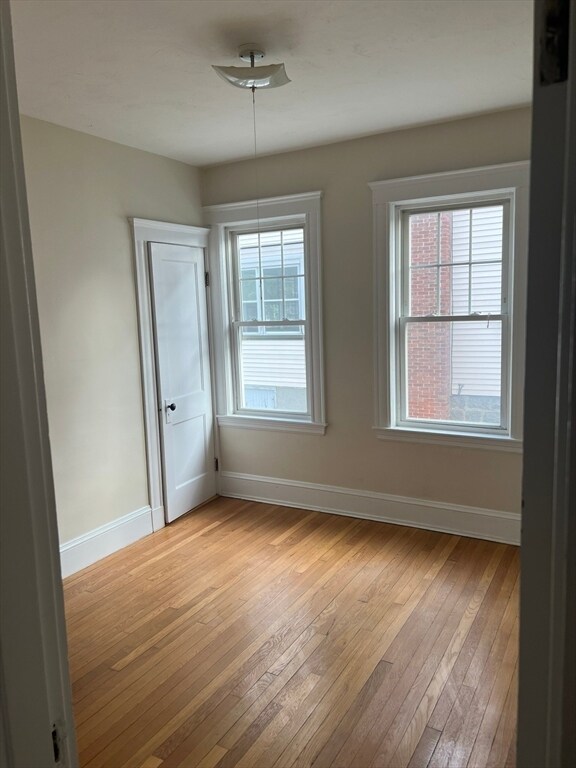 Building Photo - 111 E Elm Ave