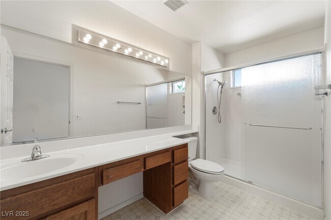 Building Photo - 10416 W Linfield Pl