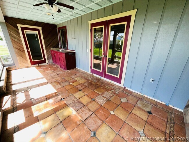 Building Photo - 1634 SW Gemini Ln
