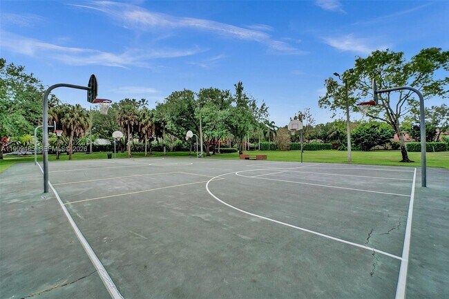 Building Photo - 2508 Cardaman Ave