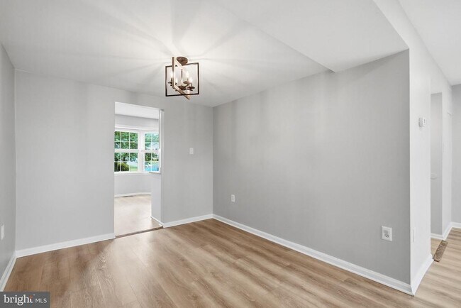 Building Photo - 12120 Stoneford Dr