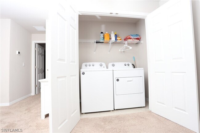 Building Photo - 15026 Wildflower Cir