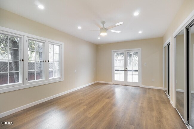 Building Photo - 1489 Casa Grande St