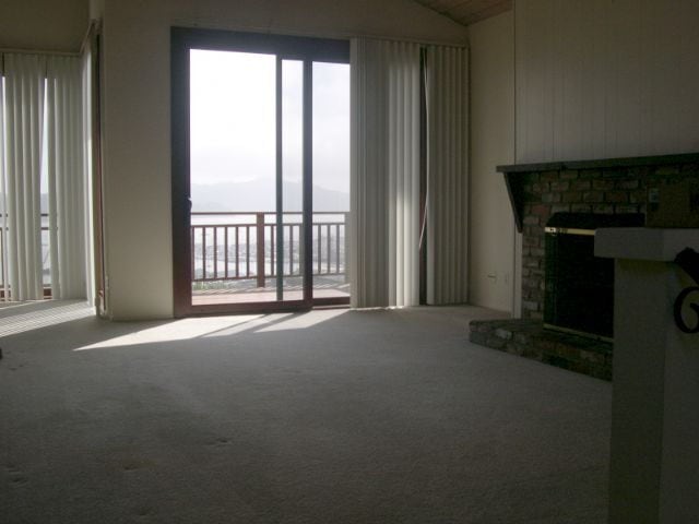 Building Photo - Coming Soon! Sausalito Duplex with Expansi...