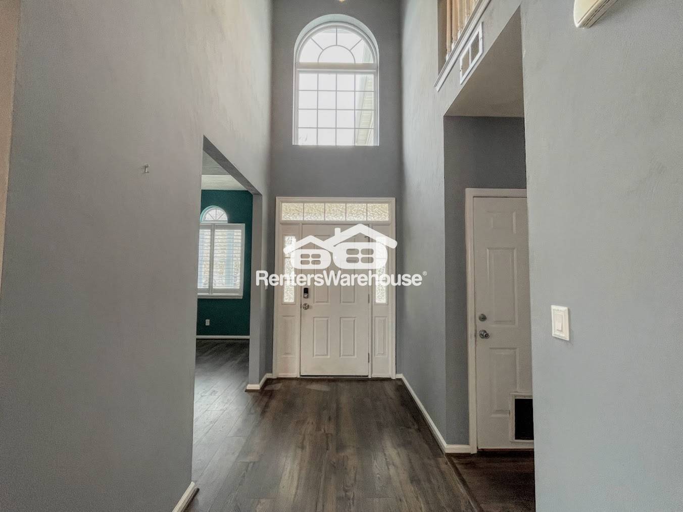 Building Photo - 1921 Spain Ln