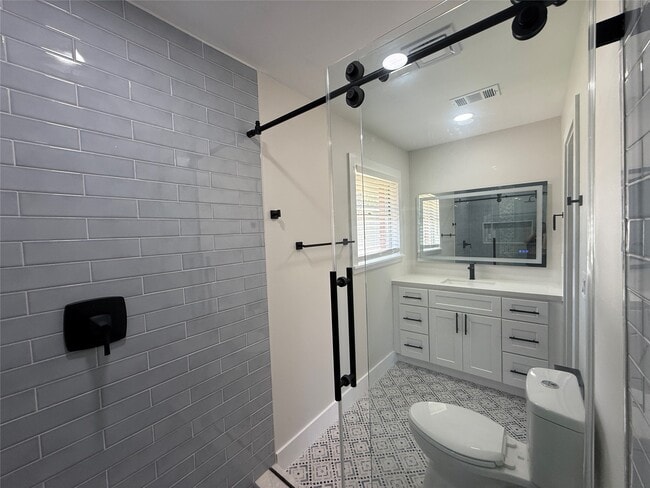 Building Photo - 5810 Cheena Dr