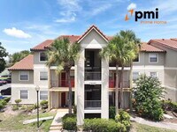 Building Photo - "Charming 2-Bed, 2-Bath Condo Oasis in Kis...