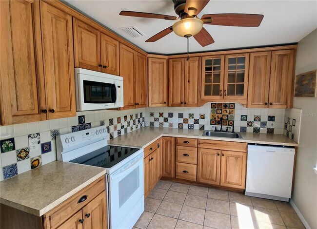 Building Photo - 1336 60th St S