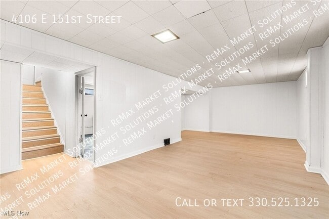 Building Photo - 4106 E 151st St