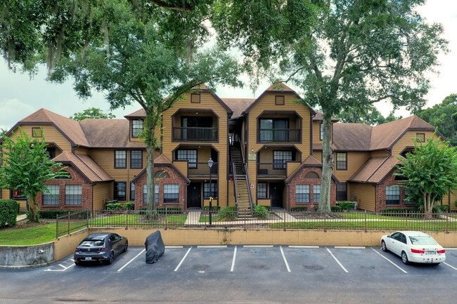Primary Photo - 1 bedroom 1 bath condo at Lakewood Park Co...