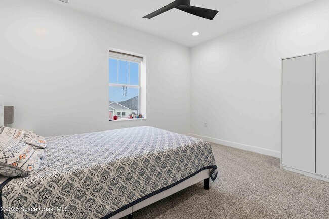 Building Photo - 3256 Kamin Dr