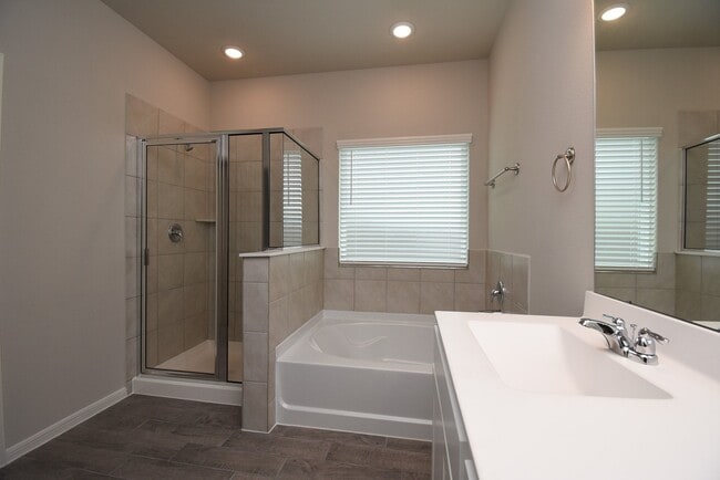 Building Photo - 2128 Port Jackson Dr