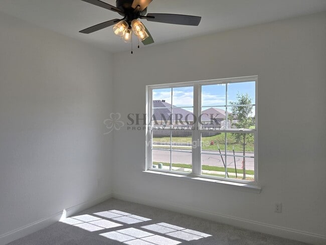 Building Photo - 159 Windmill Wy