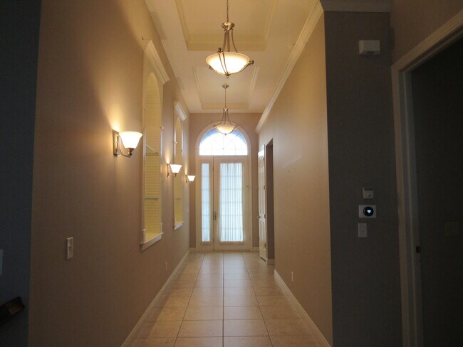 Building Photo - 3164 Meridith Way