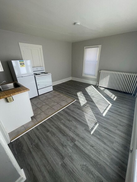 Building Photo - 316 Maple Ave