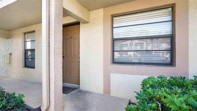 Building Photo - 9466 Boca Cove Cir