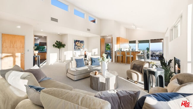 Building Photo - 816 Monte Leon Dr