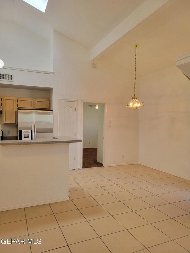 Building Photo - 8695 Pilgrimage Cir