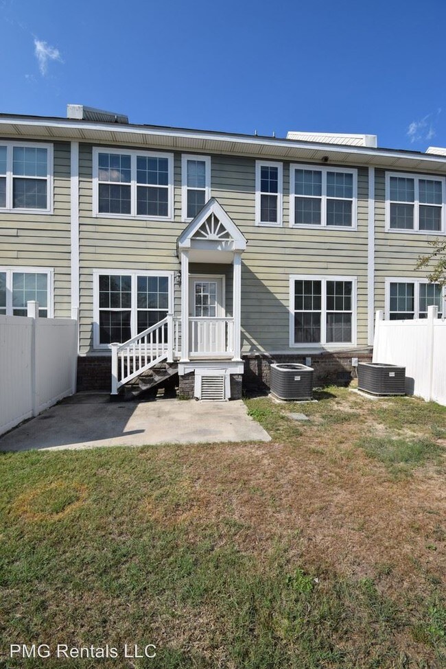 Building Photo - 4988 Burkhalter Rd