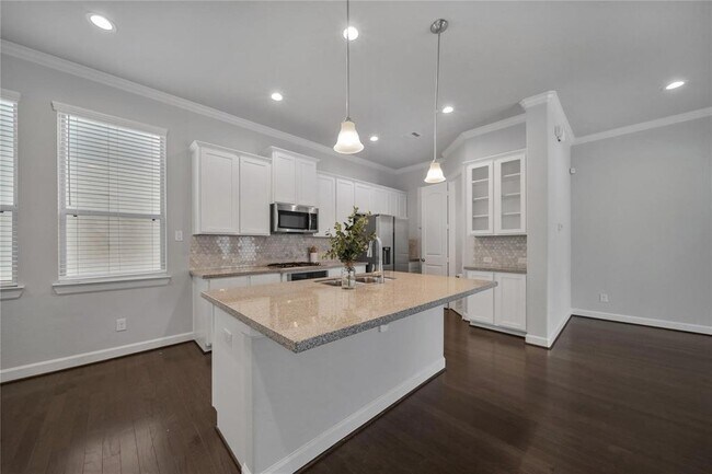 Building Photo - 9603 Cambridge Manor Ln