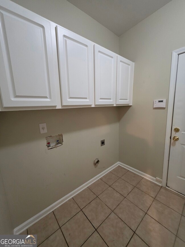 Building Photo - 46 Brookview Dr