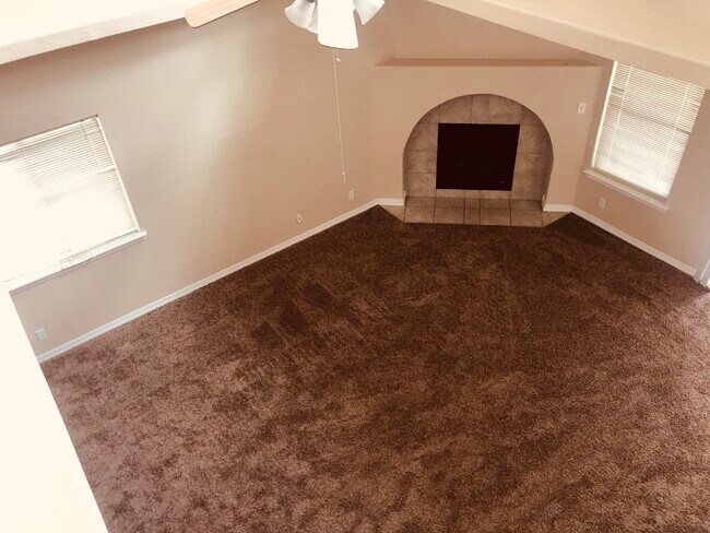 Building Photo - 3016 Tierra Cuervo Dr