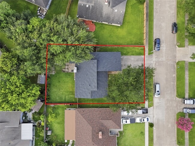 Building Photo - 466 El Toro Ln