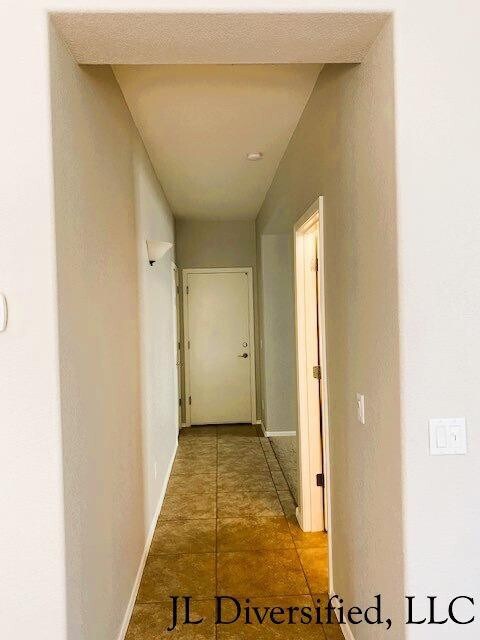 Building Photo - 4081 E Torrey Pines Ln