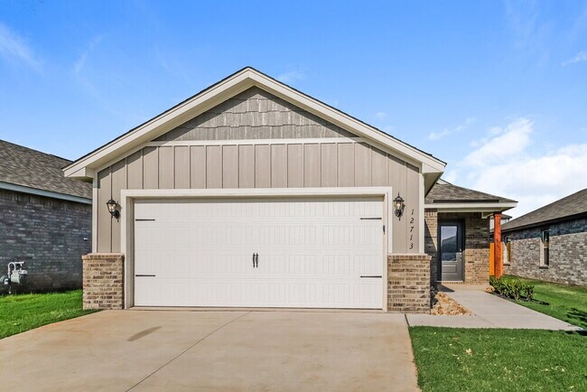 Building Photo - 12713 Carrara Ln
