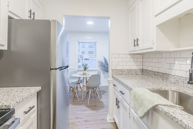 Building Photo - 134 Northwood Dr