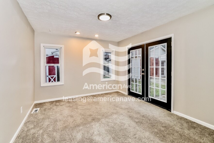 Building Photo - 10100 McNeely Lake Dr