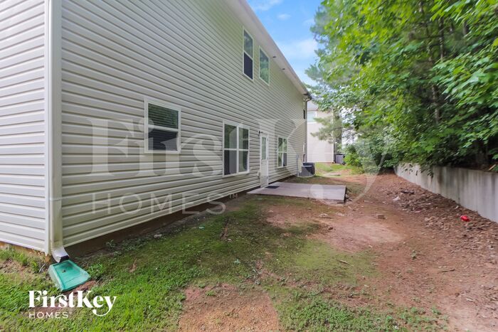 Building Photo - 137 Holbrook Dr
