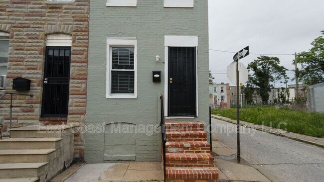 Building Photo - 1822 McHenry St