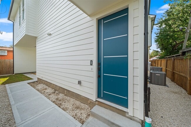 Primary Photo - 1408 Enid St